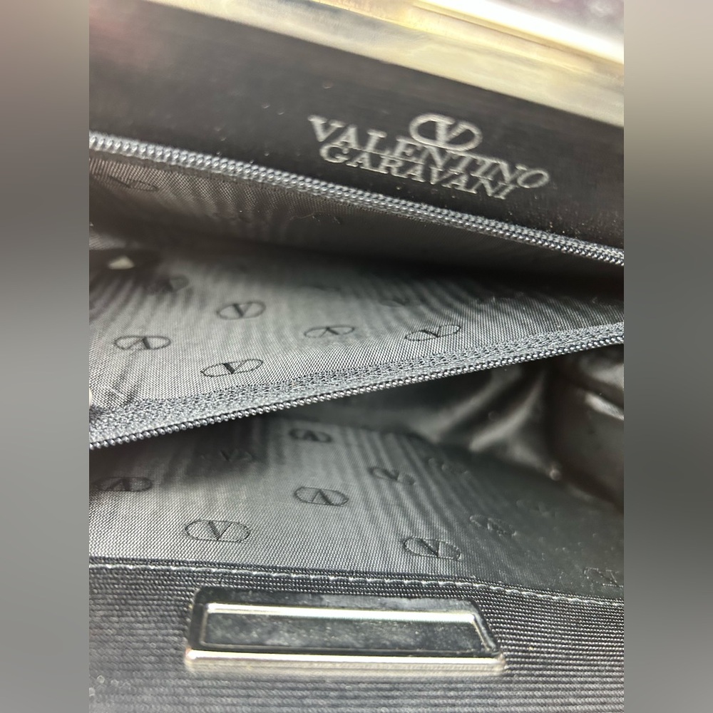 Valentino Garavani Vintage Bag - Picture 8 of 16